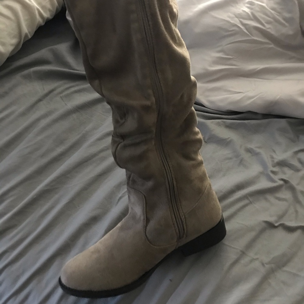 Suede Scrunch zip up boots